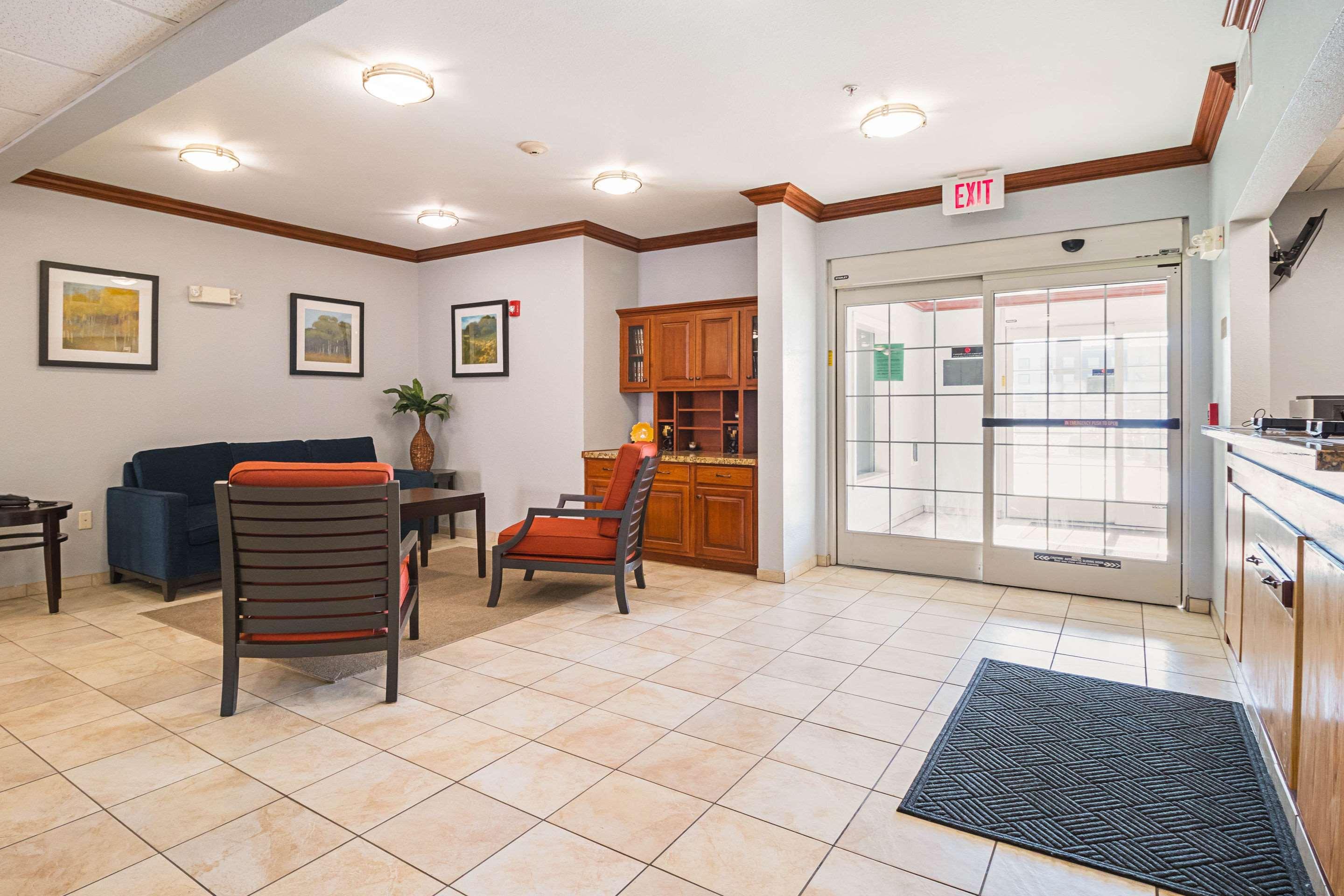 Suburban Extended Stay Hotel Waterloo - Cedar Falls - Cedar Valley Εξωτερικό φωτογραφία