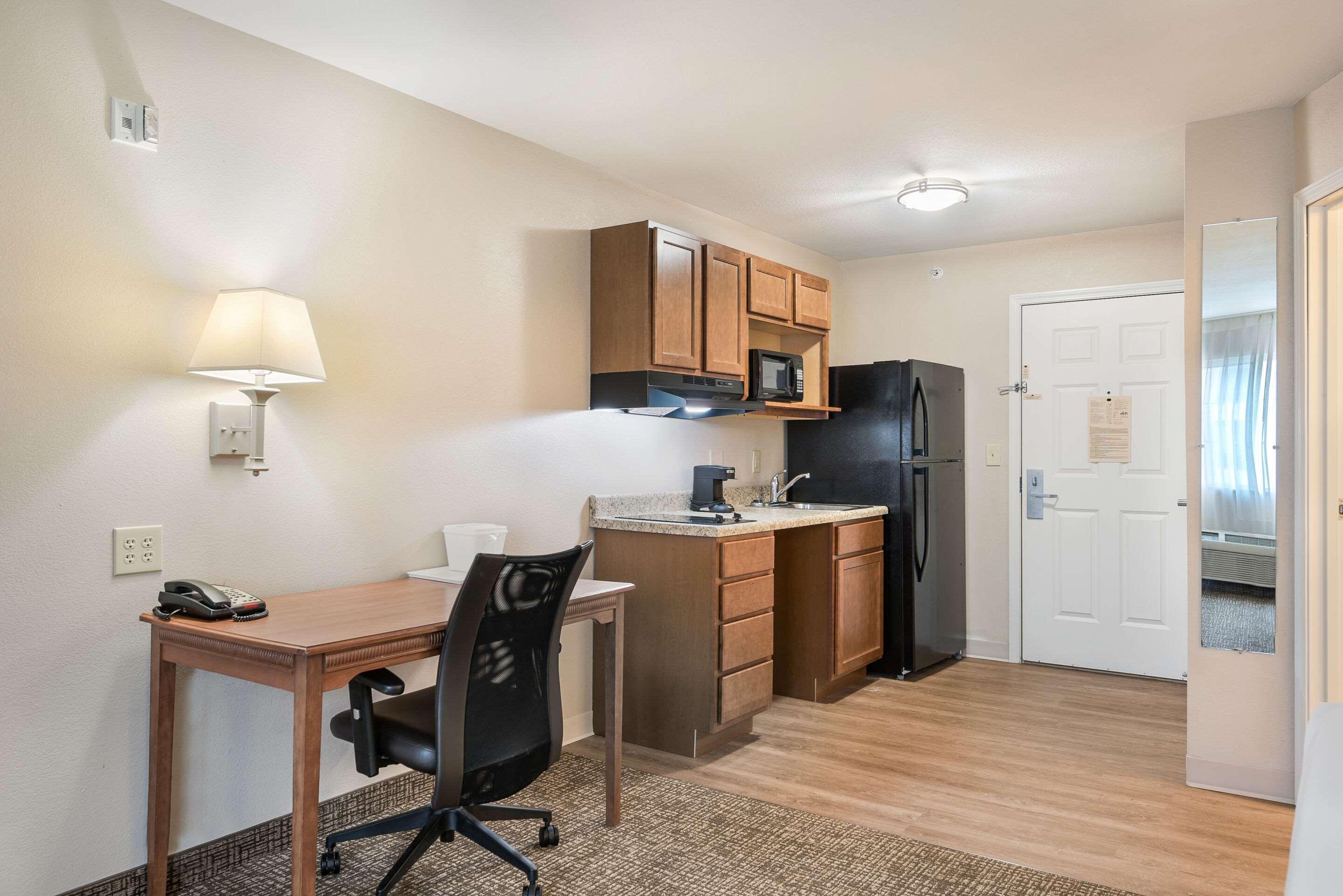 Suburban Extended Stay Hotel Waterloo - Cedar Falls - Cedar Valley Εξωτερικό φωτογραφία